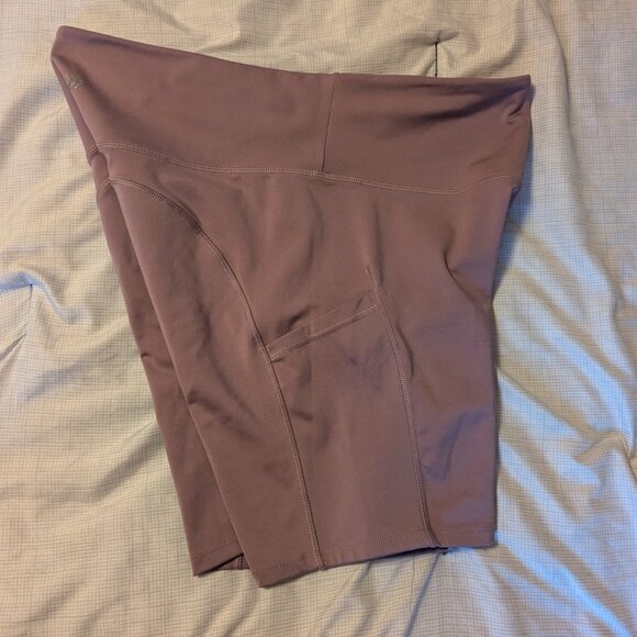 Pink Biker Shorts with pockets - Picture 3 of 4